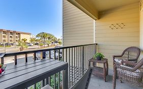 Hilton Head Resort Condo Pool Bar And Beach Access